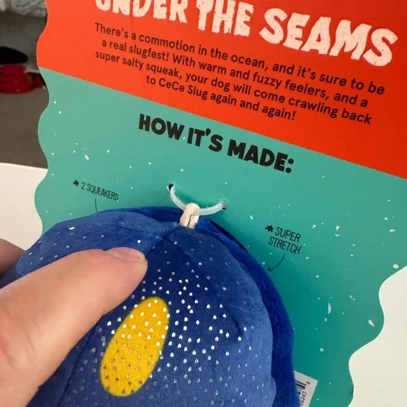 Bark CeCe slug dog toy - Picture 6 of 9